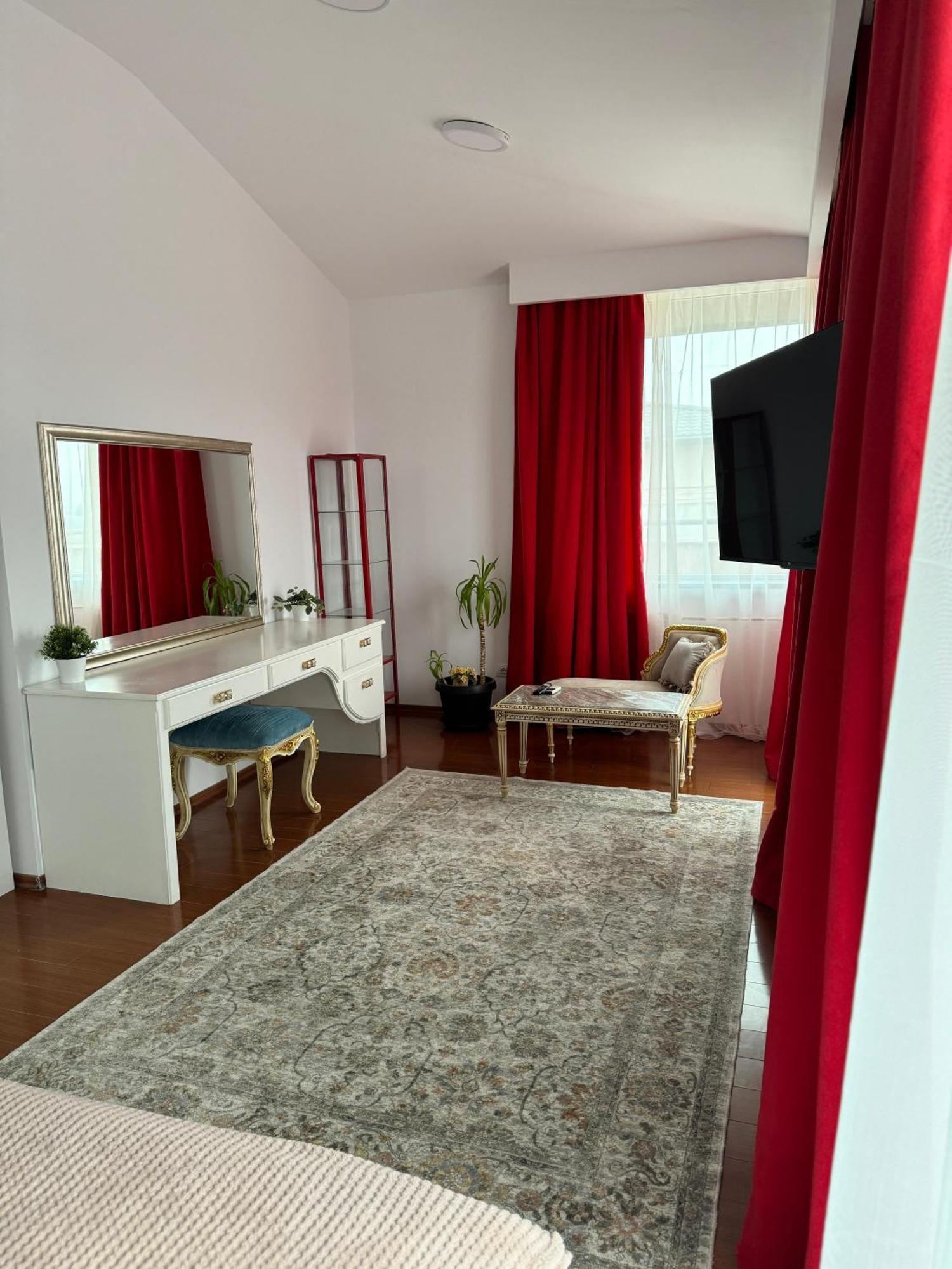 Phoenicia Suites Baneasa Bucharest Exterior photo
